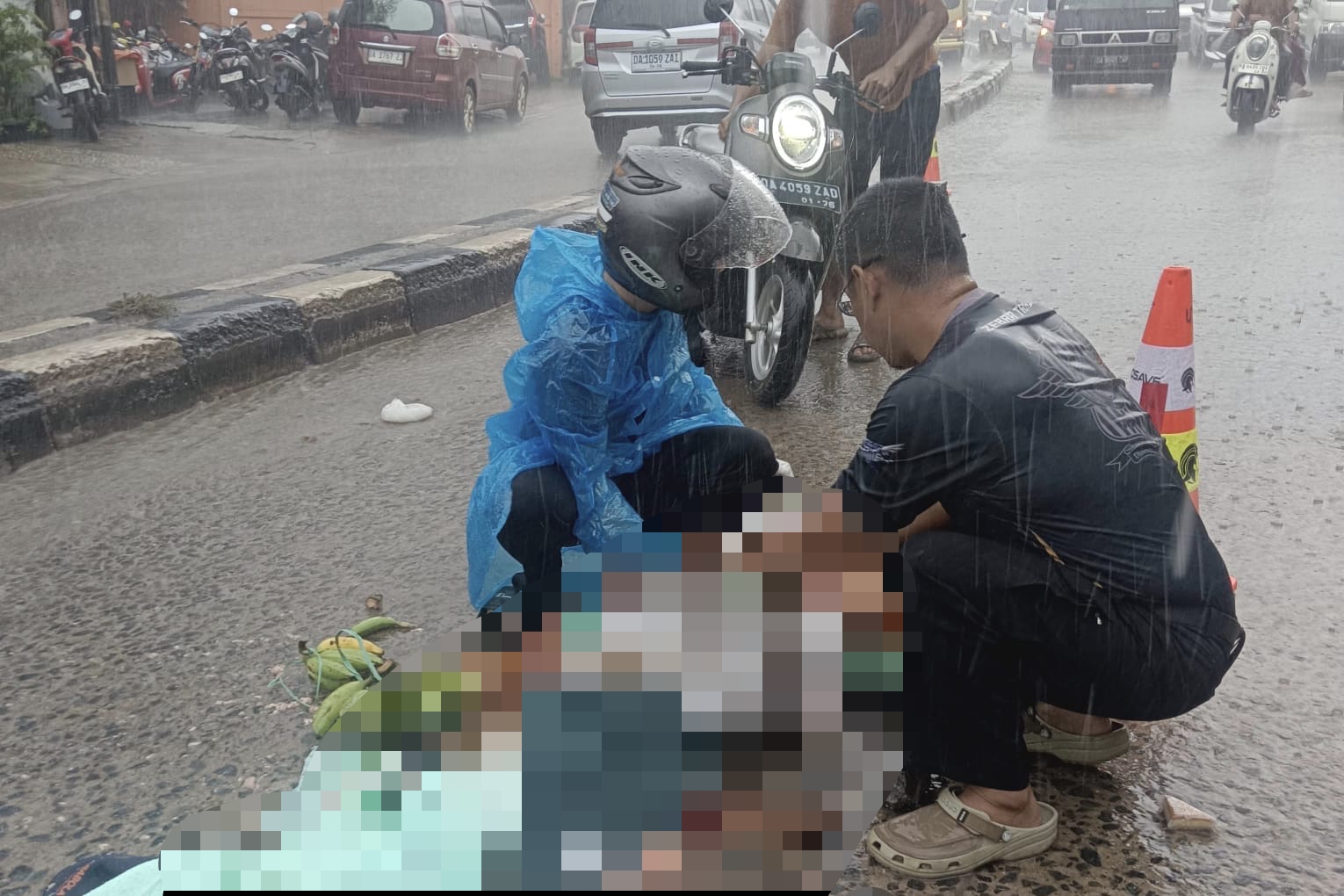 Kecelakaan Maut: Pemotor di Satui Tewas Terlindas Truk Tangki