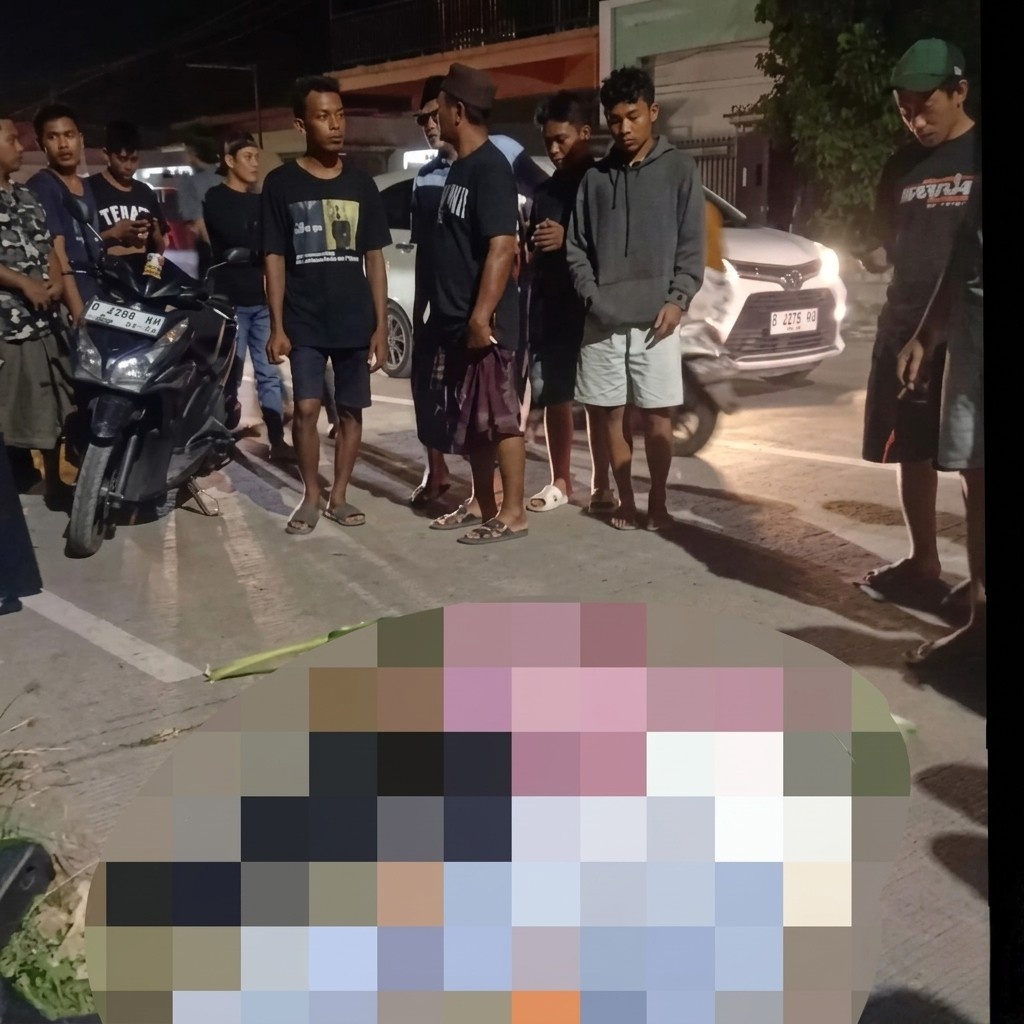 Kecelakaan Tragis di Jember, Dua Pengendara Motor Tewas Usai Gagal Menyalip Truk Tangki Semen