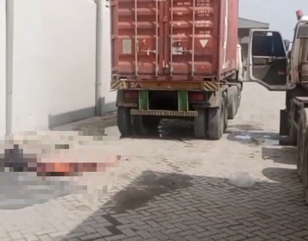 Karyawan Pabrik di Tangerang Tewas Terlindas Truk Saat Tidur di Kolong Truk