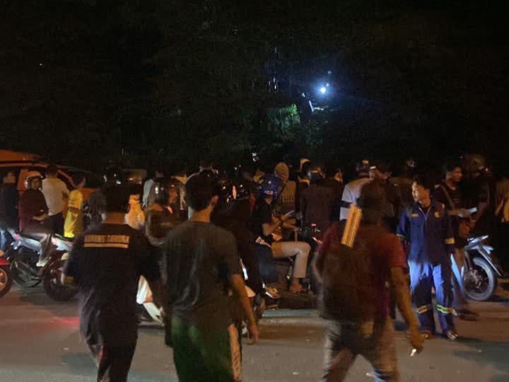 Penemuan Mayat Pria Tergantung di Pinggir Jalan Yos Sudarso Batam Gegerkan Warga