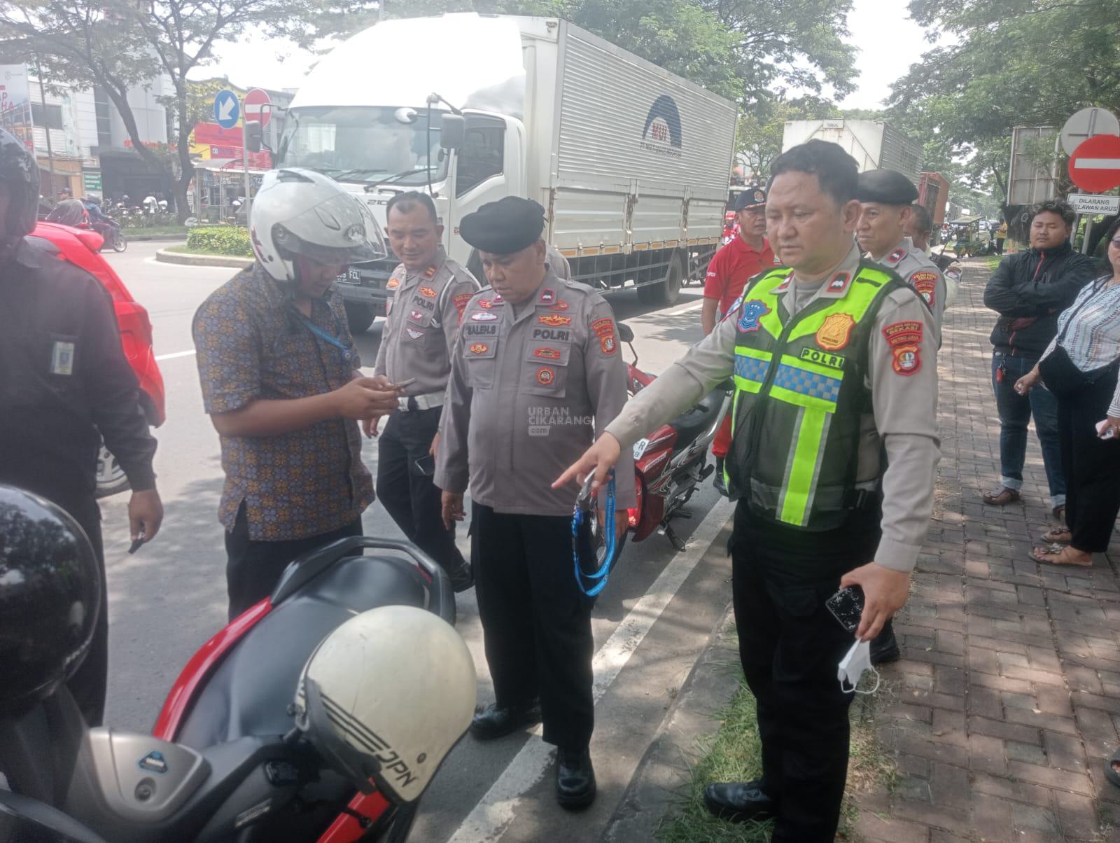 Kecelakaan Lalu Lintas di Deltamas, Satu Orang Tewas