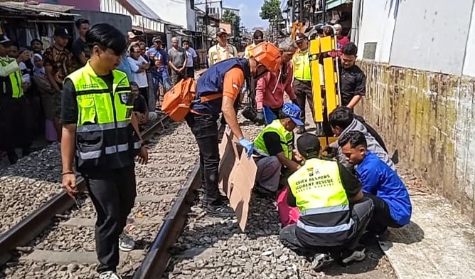 Perempuan Lansia Tewas Disambar KA Kertanegara di Perlintasan Kebalen Malang
