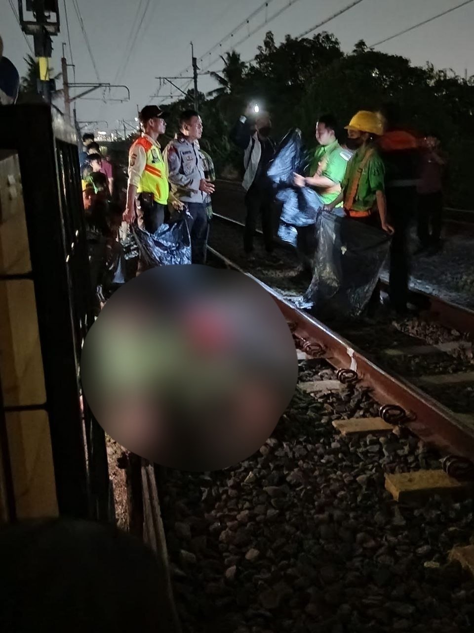 Pria 23 Tahun Tewas Tertemper KRL di Tangsel, Diduga Rekam Konten untuk Tugas Kuliah